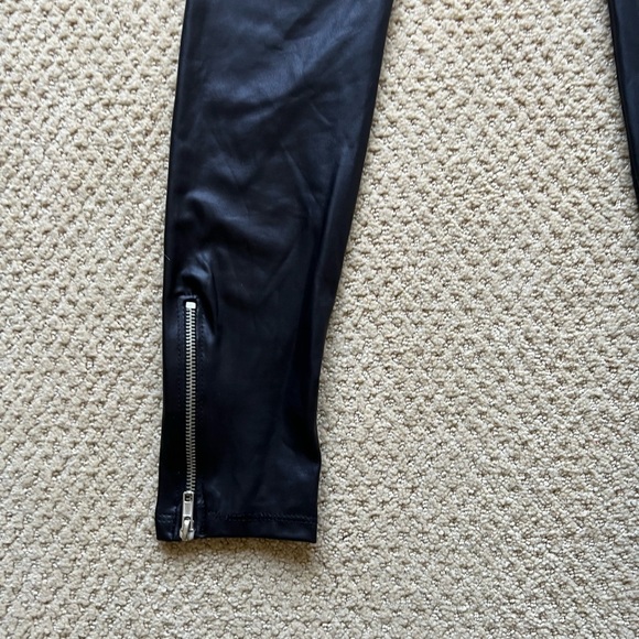 Cemi Ceri Black Faux Leather Leggings with Zippers at Ankles Size Small - Picture 3 of 6